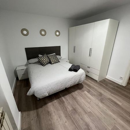 Апартаменти Apartamento En Zaragoza Junto A La Estacion Delicias Екстер'єр фото