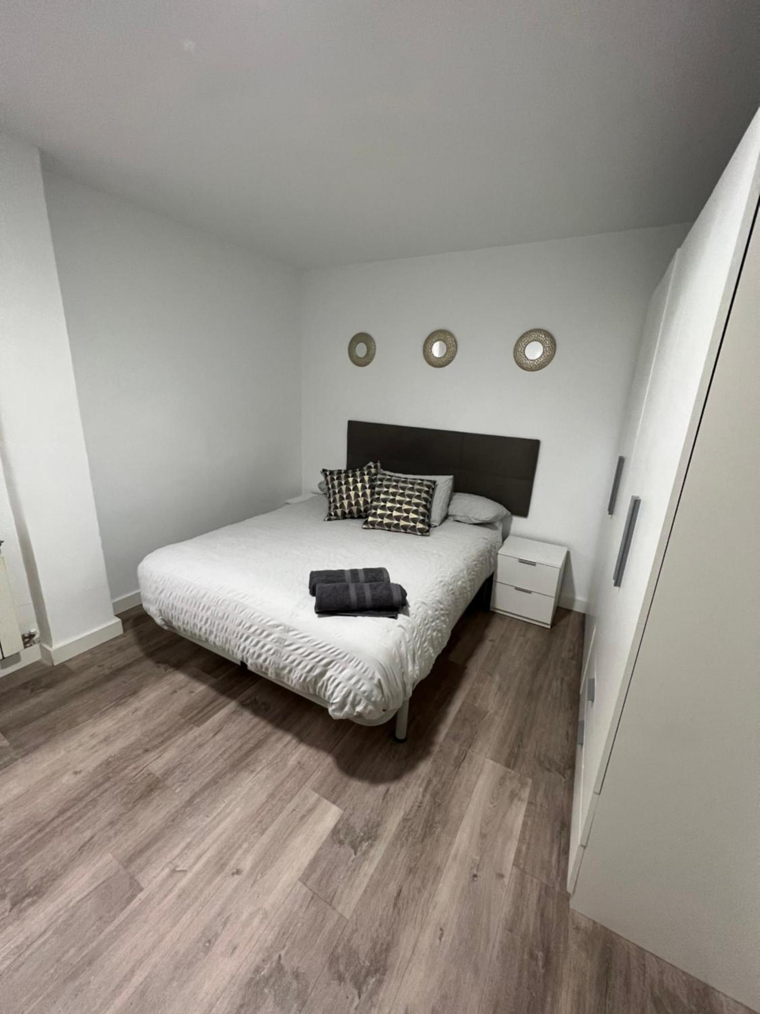 Апартаменти Apartamento En Zaragoza Junto A La Estacion Delicias Екстер'єр фото